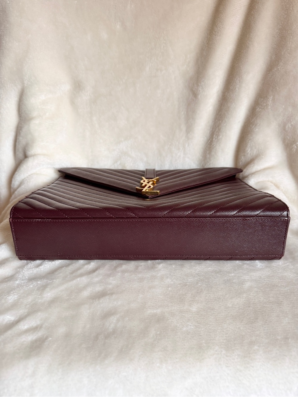 Saint Laurent Large Envelope Shoulder Bag - Picture 6 of 12